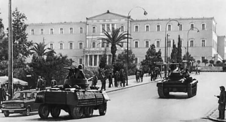 21 Απριλίου 1967: Η χαριστική βολή σε μια δημοκρατία υπό διαρκή αναίρεση