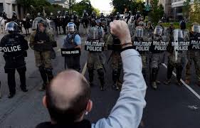 Δολοφονία Φλόιντ: Γιατί τελικά εξεγέρθηκαν στις Ηνωμένες Πολιτείες