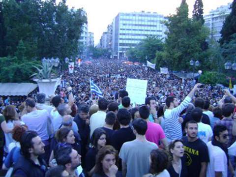 Το Πρώτο και τα υπόλοιπα ψέματα για την επάνω πλατεία και τους Αγανακτισμένους