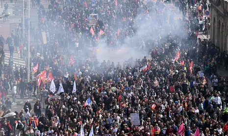 Γαλλία: Μέρες ελπίδας, νύχτες οργής